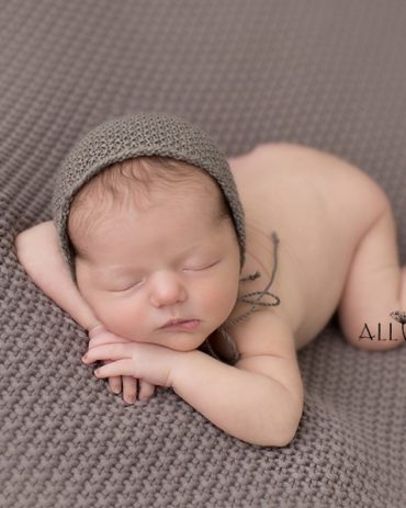 knitted-pixie-hat-brown-taupe-all-newborn-props-photography-prop