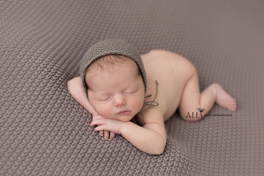 knitted-pixie-hat-brown-taupe-all-newborn-props-photography-prop