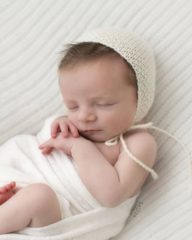 newborn-knitted-bonnet-photography-props-white-boy-europe