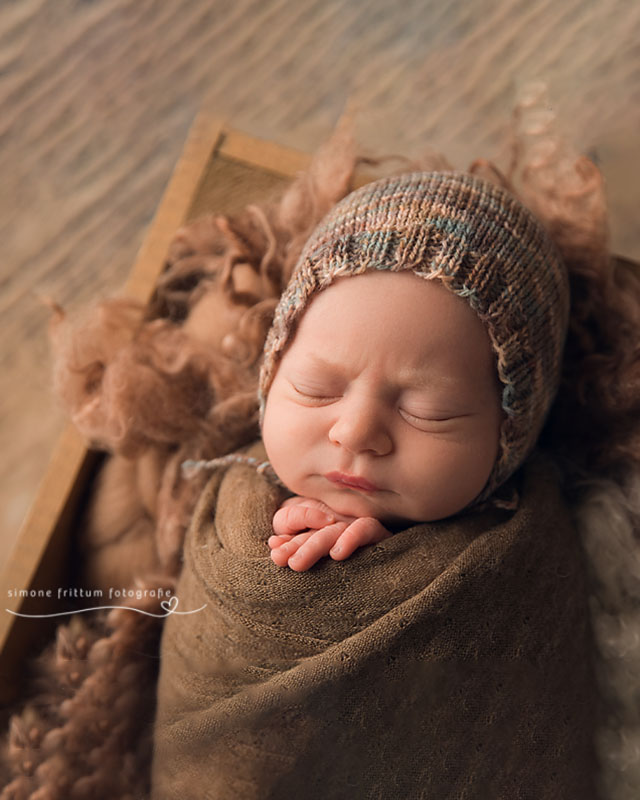 newborn-bonnet-for-girl-knitted-photography-props-europe