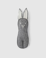 Picture-Props-for-Babies-boy-toy-bunny-rabbit-neutral-grey-newbornprops-eu