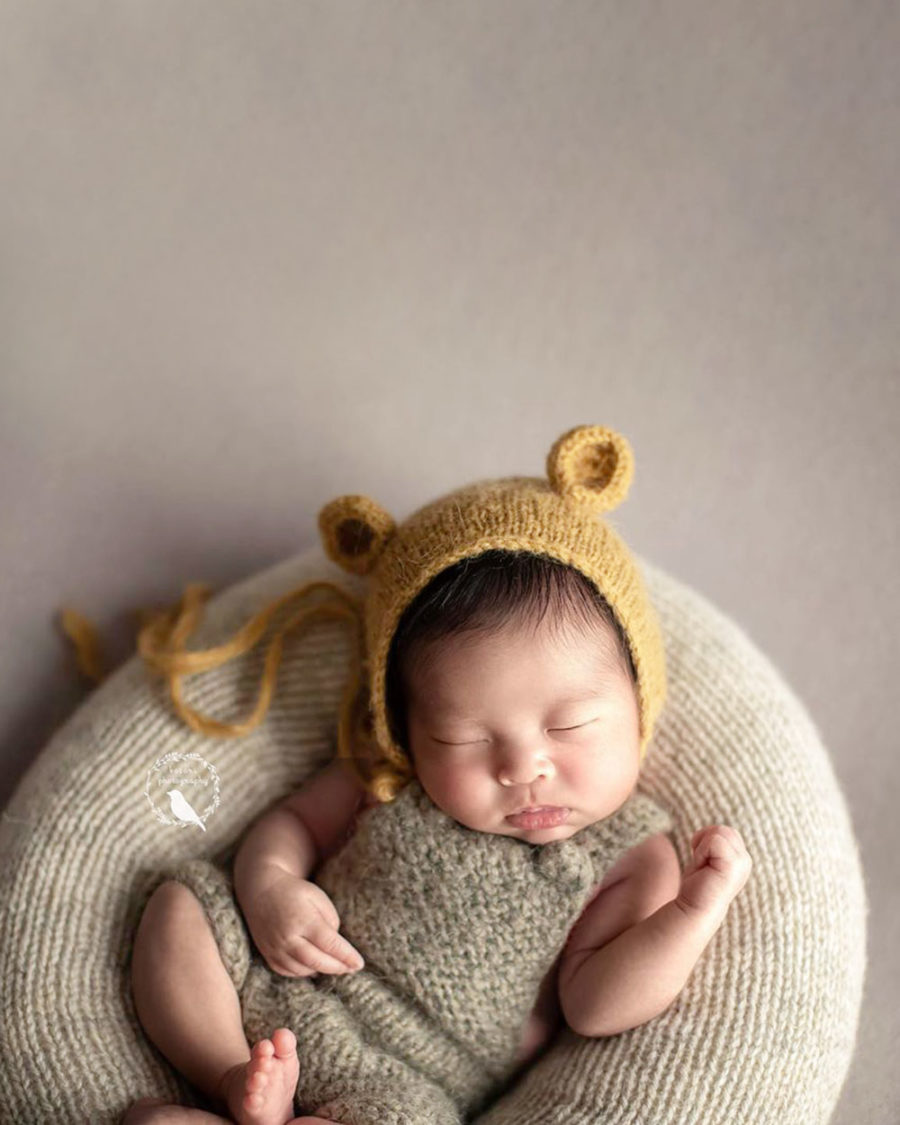 newborn-poser-for-photography-minimal-neutral-sand-brown