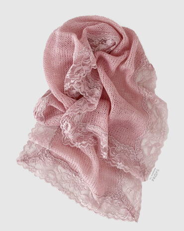 baby-wraps-for-newborn-girl-photography-session-dusty-pink-eu