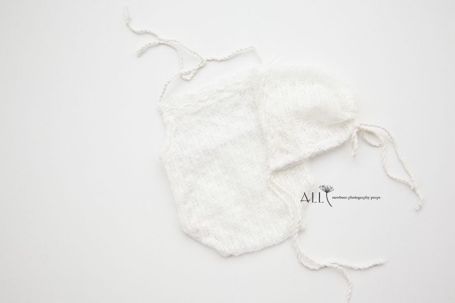 Newborn Photo Outfit – Romper white cream newbornprops eu