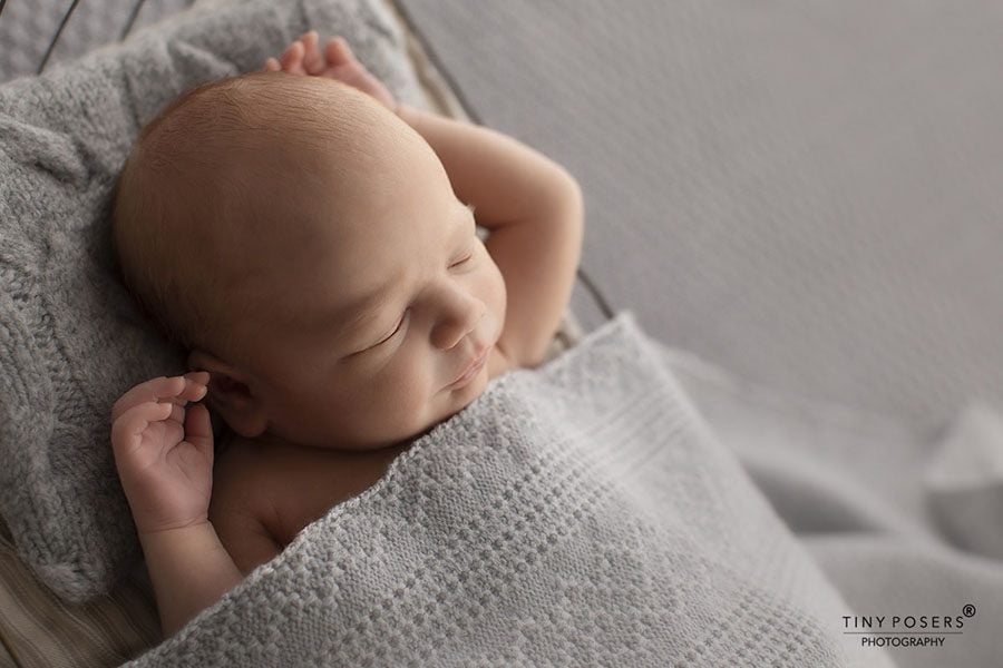 newborn photography wrapping techniques