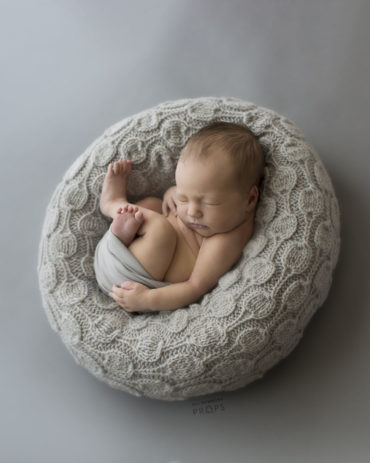 newborn-posing-pillow-boy-ring-cushion-beanbag-alternative-photography-props-wrap-grey-europe