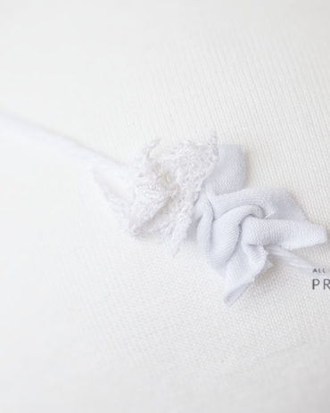 white-lace-newborn-headband-tie-back-prop-shop-europe-uk