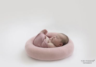 Newborn Posing Pillow ‘Create-a-Nest’™ - Girl Baby Photography Posing Prop newbornprops uk