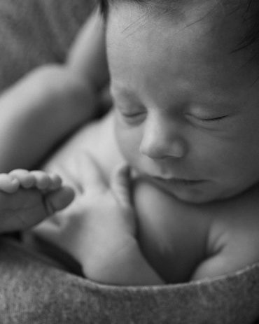 Baby Poser for Photography - 'Create-a-Nest'™ Fletcher grey newbornprops eu