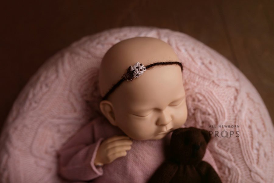 Newborn Girl Photoshoot Outfits - Knitted Romper Bobbee newbornprops eu