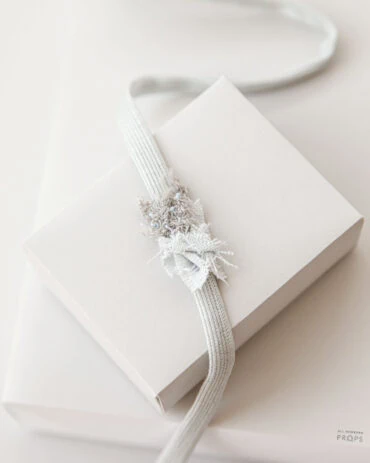 newborn-photography-props-simple-headband-tieback-photoshoot-girl-vintage-europe