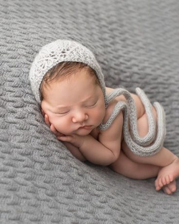 Newborn Photography Hats & Bonnets