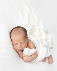newborn-prop-for-photography-heart-toy-europe