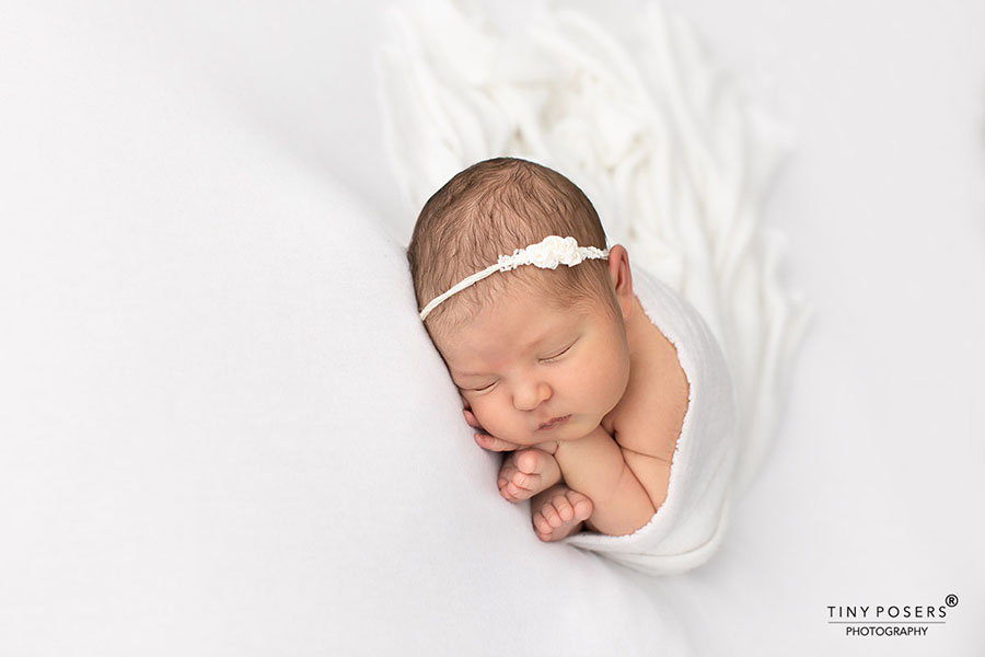 SuperSimple Newborn Poses Guaranteed To Delight New Parents