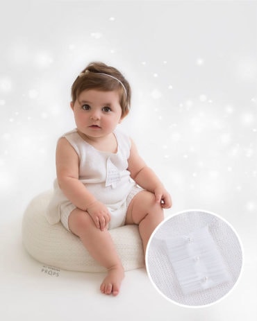 sitter-photo-prop-dress-outfit-white-christmas-europe