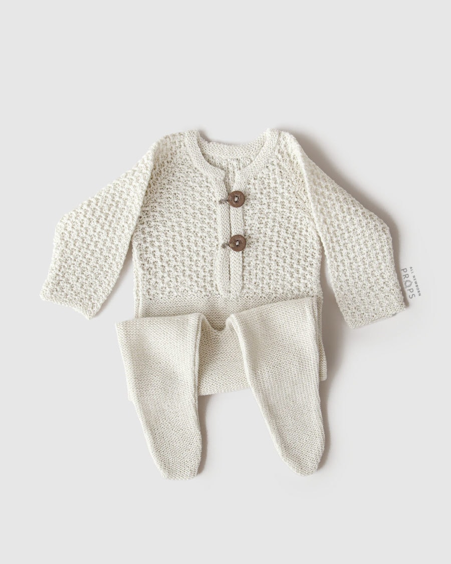 Newborn-Photography-Outfits-Knitted-boy-clothing-props-white-cream-neutral-europe