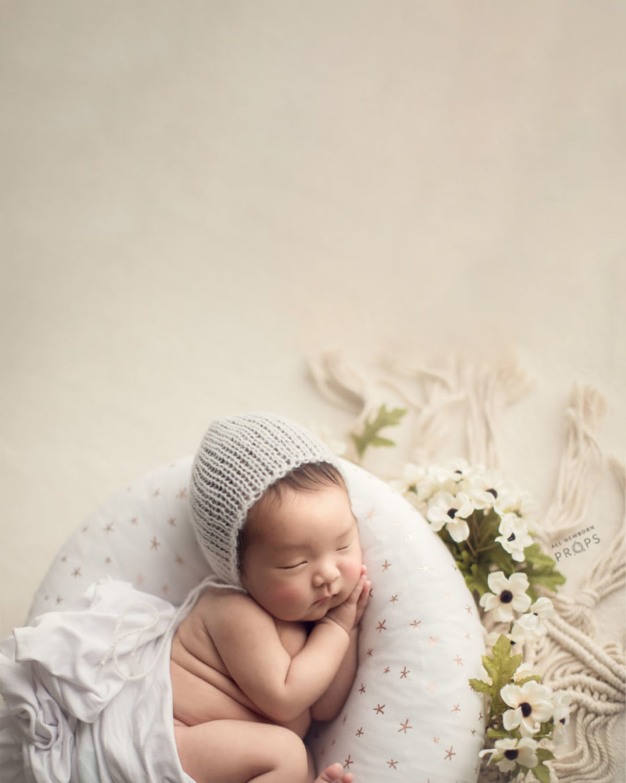 baby-prop-bundle-photography-poser-wrap-bonnet-girl-europe2