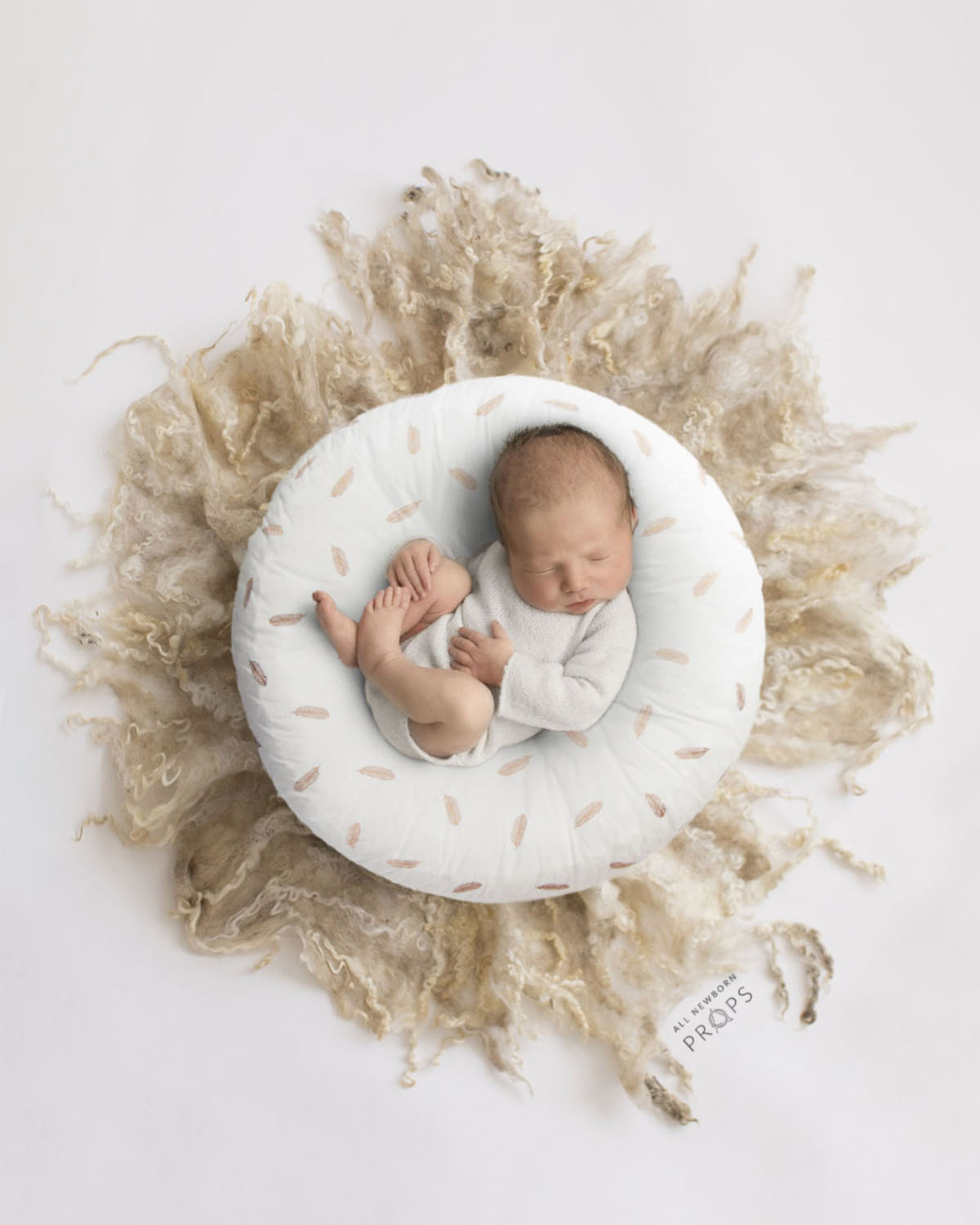 posing-pillow-newborn-prop-for-photography-session-Accessoire-für-das-Babyposing-white-boy-eu