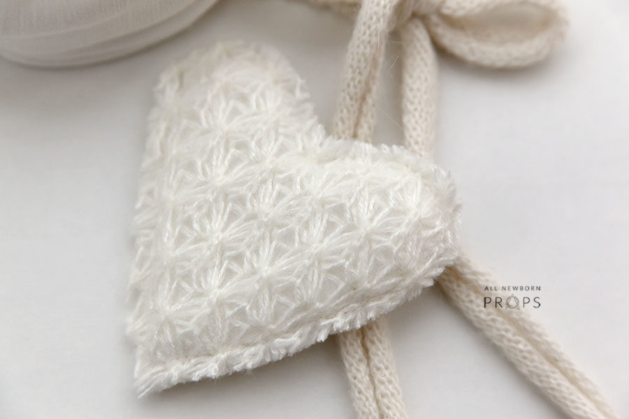 Baby-Photography-Accessories-set-boy-girl-toy-heart-white-minimal-europe