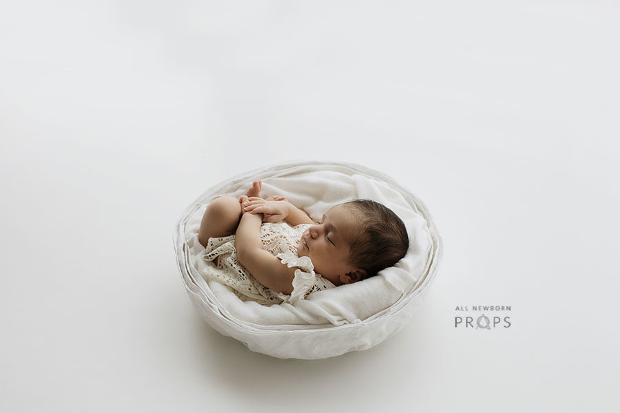 Studio-Photography-Props-Girl-set-bowl-dress-bloomers-headband-white-newbornprops-eu