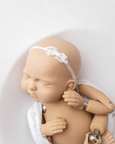 photography-props-for-newborns-girl-beanbag-posing-fabric-wrap-tie-back-white-set-all