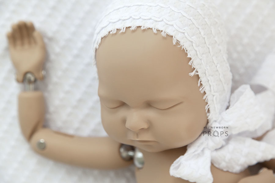 newborn-baby-bonnet-prop-girl-white-textured-europe