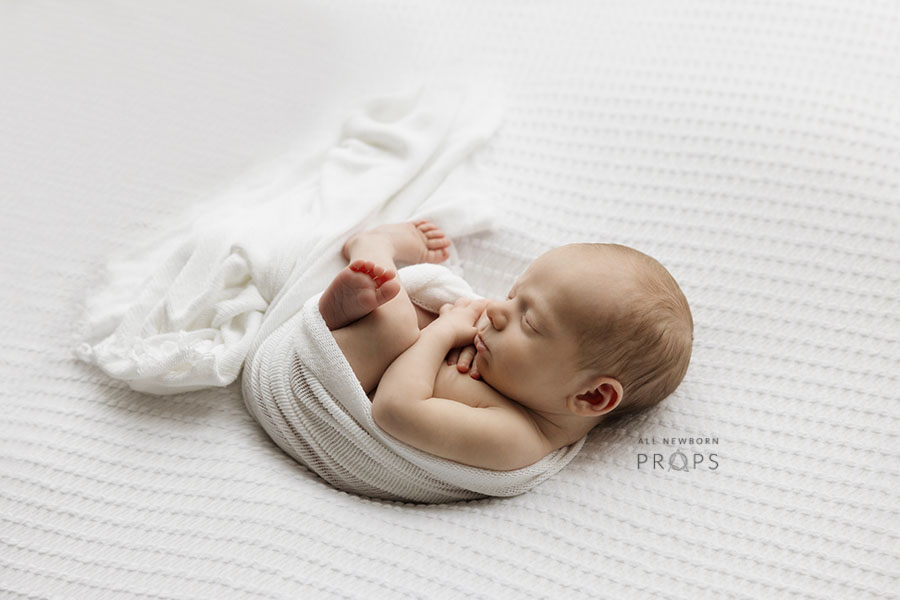 newborn-backdrop-fabric-white-bean-bag-blanket-photography-props-europe