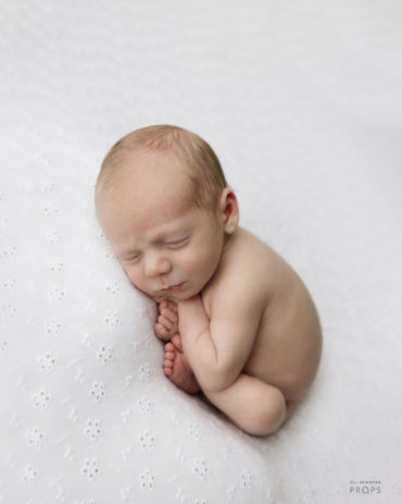 newborn-fabric-backdrops-posing-baby-photography-props-girl-white-eu2