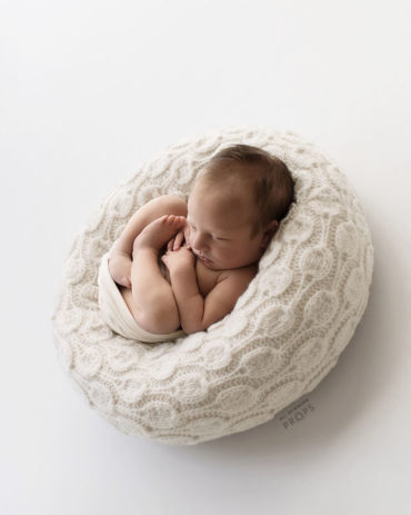 Baby-Bean-Bag-Poser-newborn-photography-props-Accessoire-für-das-Babyposing-europe-cream-white