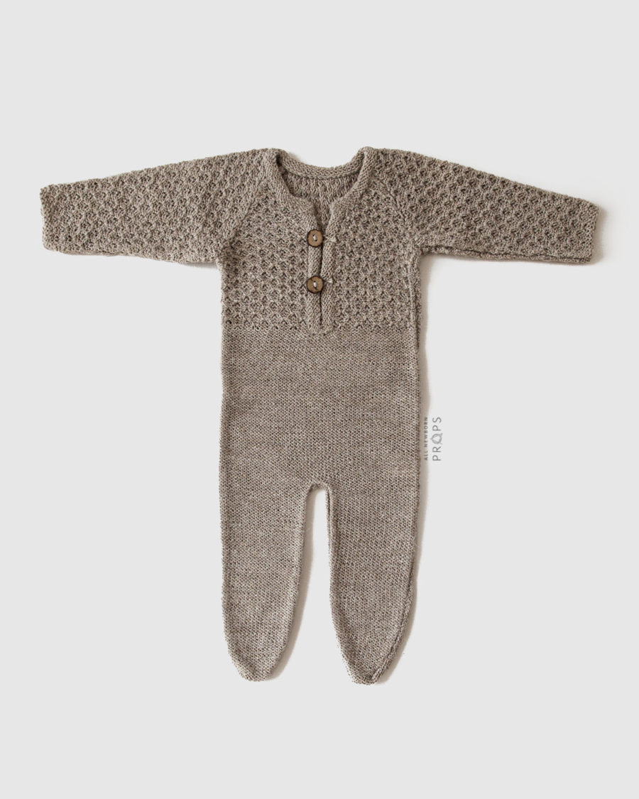 Newborn-Photography-Outfits-Knitted-boy-clothing-props-dapper-tan-brown-neutral-europe
