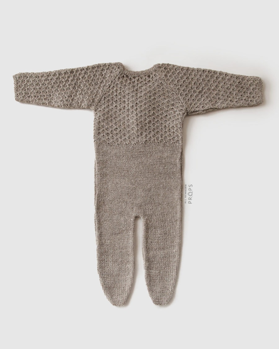 Newborn-Photography-Outfits-Knitted-boy-sleepsuit-props-dapper-tan-brown-neutral-europe