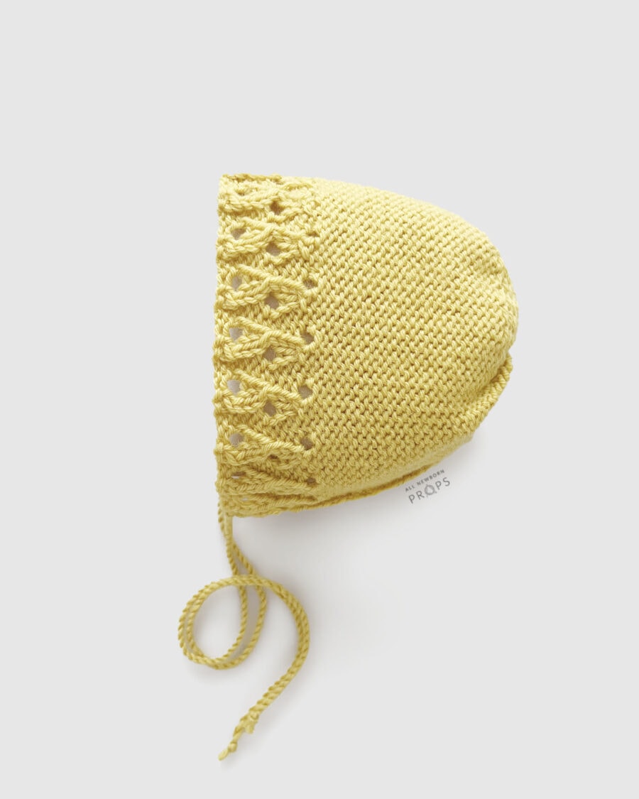 bonnet-for-newborn-baby-photoshoot-props-boy-Häubchen-mustard-europe
