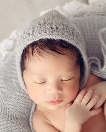 newborn-knit-lace-bonnet-for-photography-boy-irwin-grey-mohair-europe