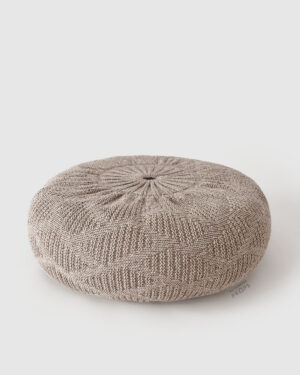 newborn-poser-create-a-nest-girl-photography-props-organic-dapper-tan-europe