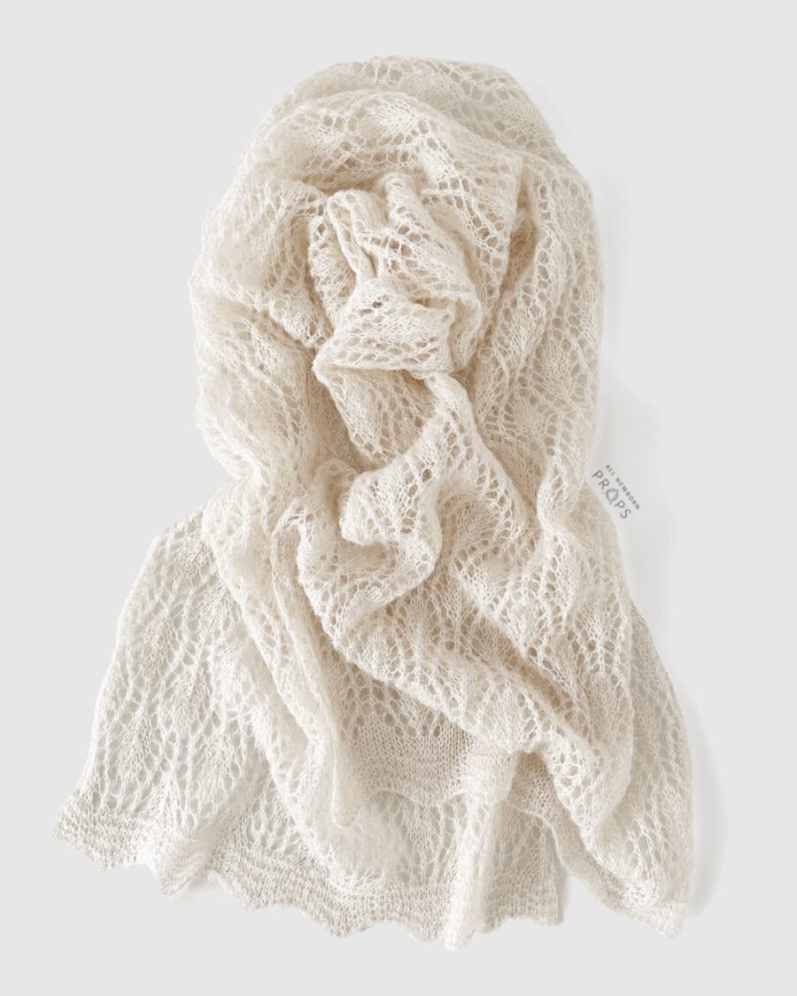 Mohair-Wrap-for-Newborn-Photography-textured-neutral-props-europe-oatmeal