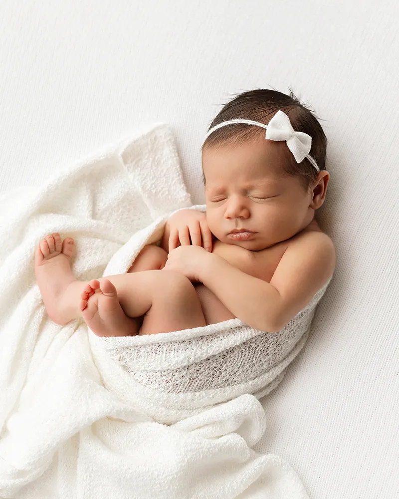 Knit-Textured-Wrap-for-Newborn-Photoshoot-girl-props-white-cream-eu