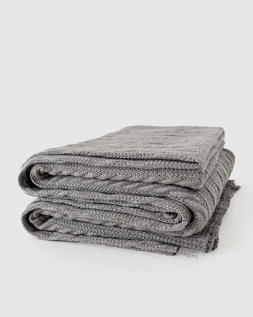 Newborn-Blankets-for-Photography-Session-boy-textured-thick-dark-grey-europe