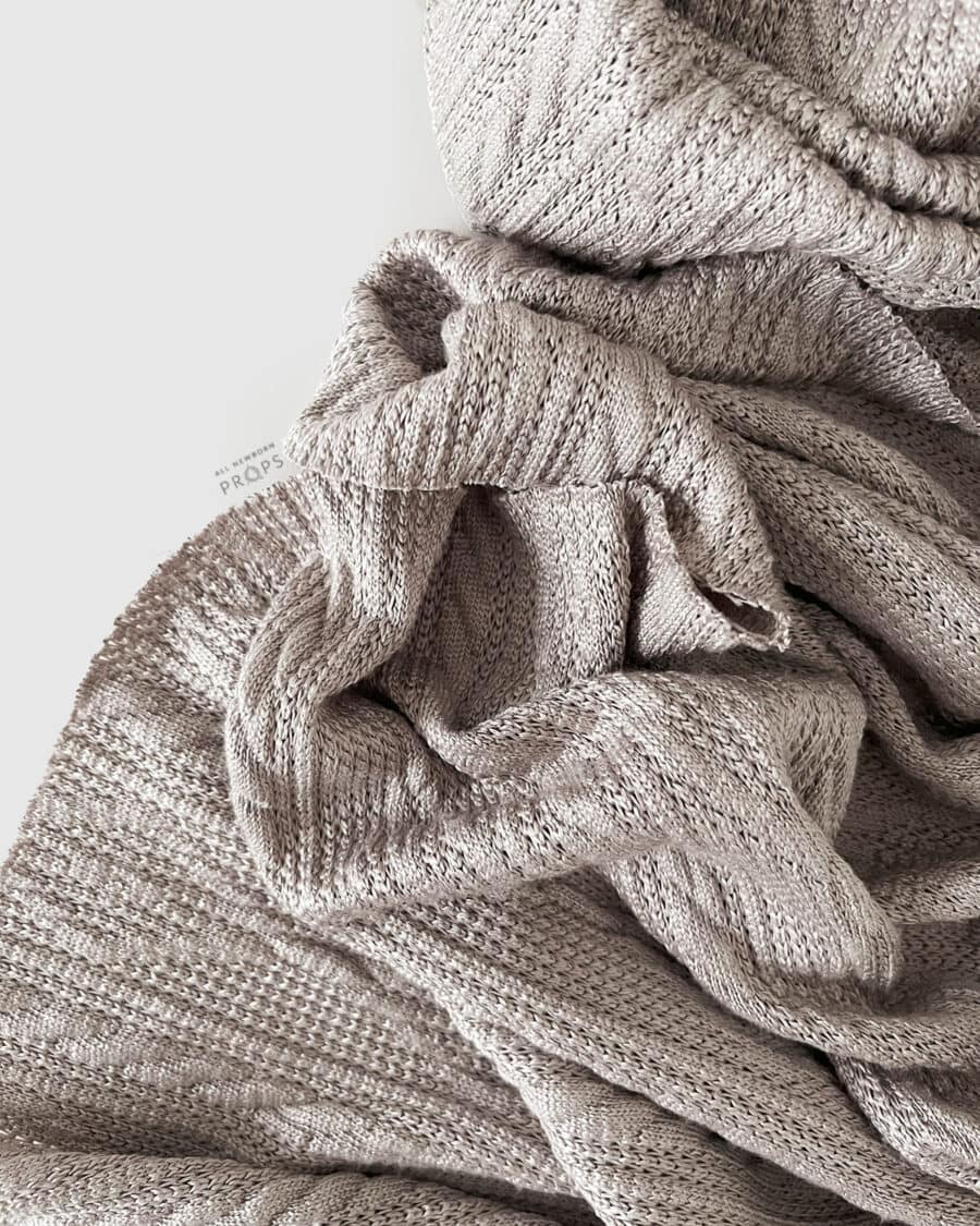 stretch-knit-wrap-for-newborn-boy-photography-autumn-grey-neutral-textured-europe