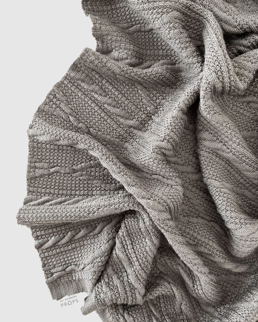 stretch-knit-wrap-for-newborn-photography-boy-dark-grey-props-eu