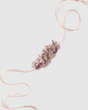 newborn-photoshoot-headband-tie-back-girl-beautiful-props-vintage-pink-europe