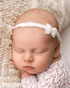 Tieback-Headband-for-Baby-Girls-Photography-bow-vintage-white-newbornprops-europe