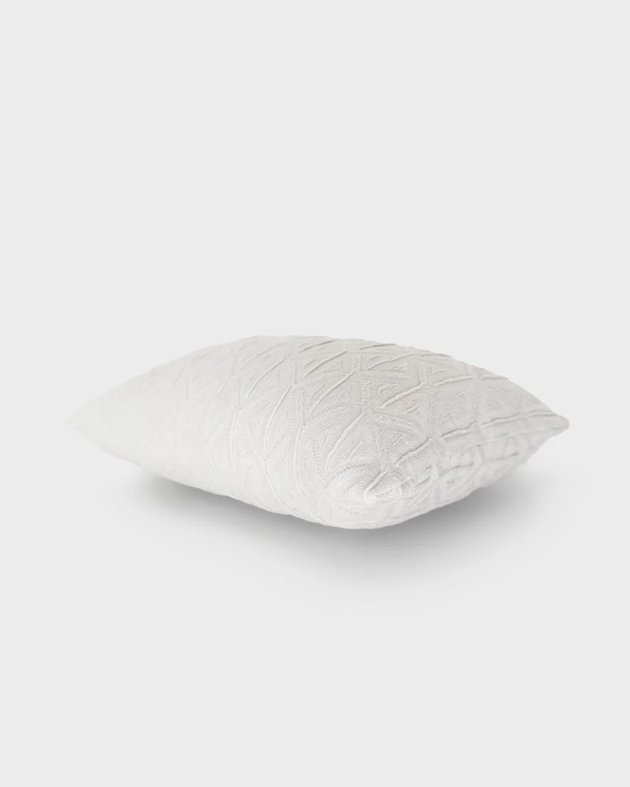 baby-photoshoot-posing-pillow-textured-boy-natural-tan-props-europe