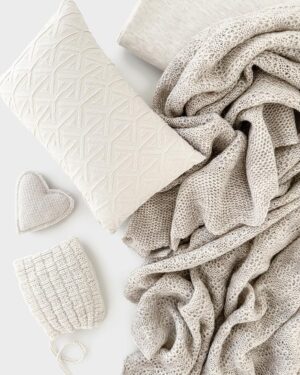 photography-props-for-baby-boy-posing-blanket-wrap-cushion-beanie-softie-neutral-eu