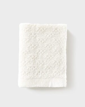 new-born-wraps-for-photos-stretch-knit-props-boy-white-textured-europe