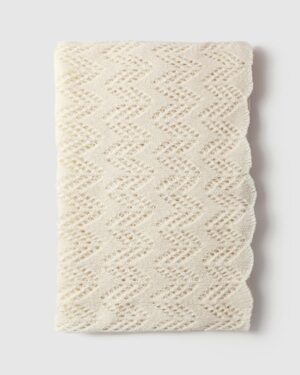 newborn-wrap-for-photos-knitted-stretchy-textured-white-boy-props-europe-ivory