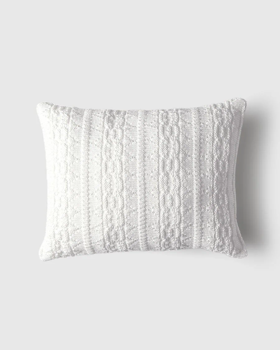 newborn-photo-prop-pillow-cover-knitted-textured-off-white-minimal-europe