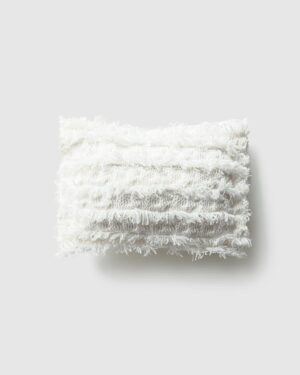 baby-photography-posing-pillow-kayden-vintage-cream-boy-newbornprops-europe