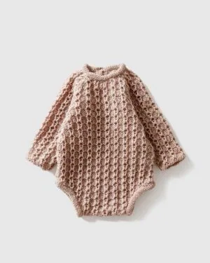 Flat lay of newborn photography romper Yona – front view